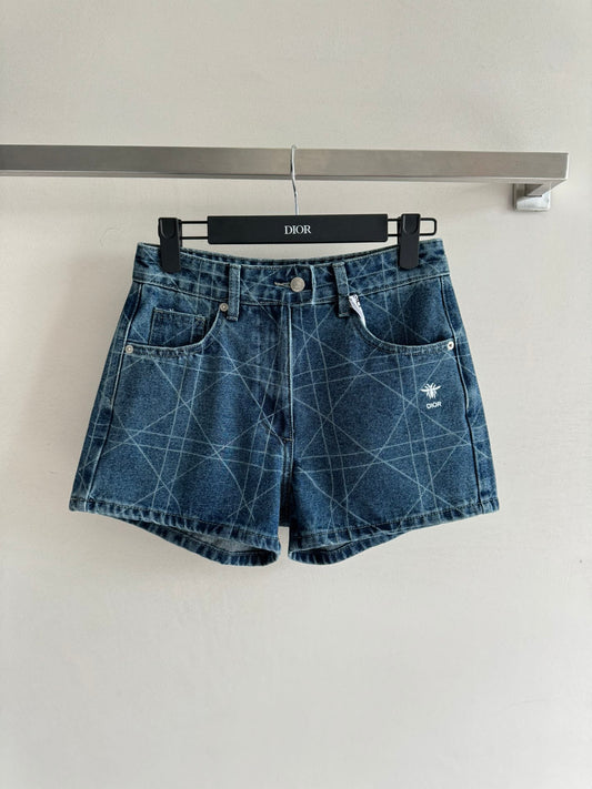 Raglan denim shorts