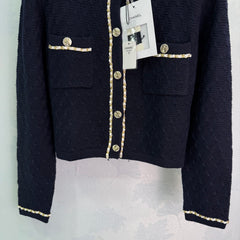 Chain-decorated round-neck cardigan