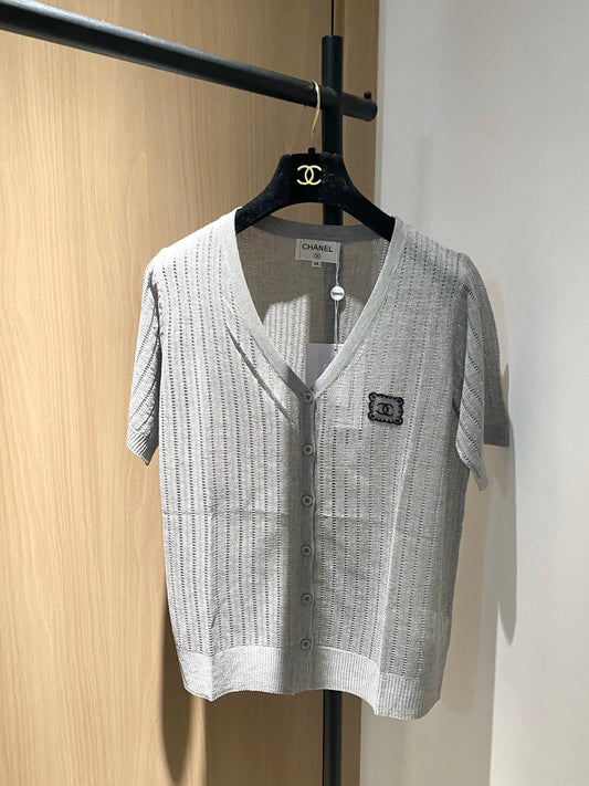 Breathable short-sleeved cardigan