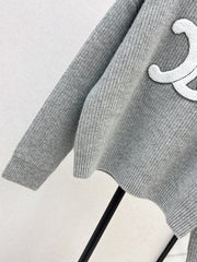 3D towel embroidered sweater
