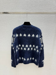Contrast color five-pointed star round neck knitted long-sleeved cardigan