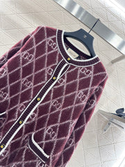 Round neck diamond jacquard knit cardigan