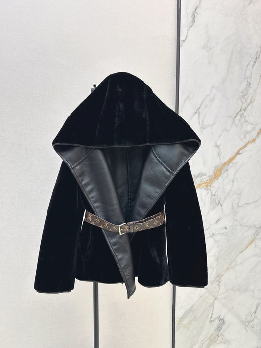 Wrap-style short coat
