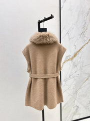 Fox fur collar vest