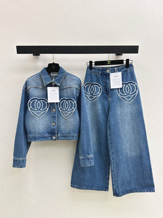 Suede lapel leather jacket with horseshoe buckle detailing