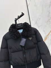 Short down puffer jacket with wool collar