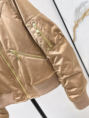 Zipper-trimmed jacket