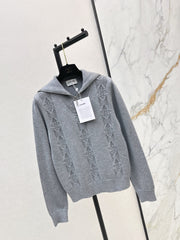 Half-open zip-up knit sweater