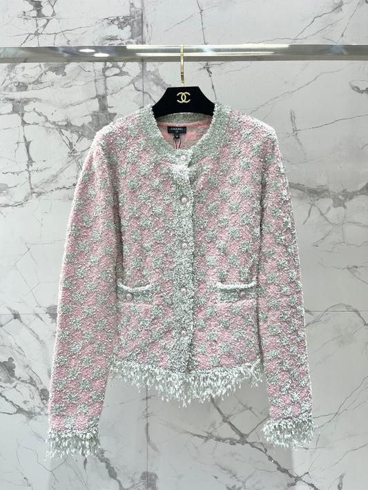 Loose-fitting French-style knitted cardigan