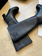 Premium minimalist long boots
