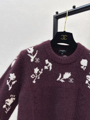 Ski-Style Crew Neck Top