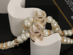 Sweater Pearl Necklace
