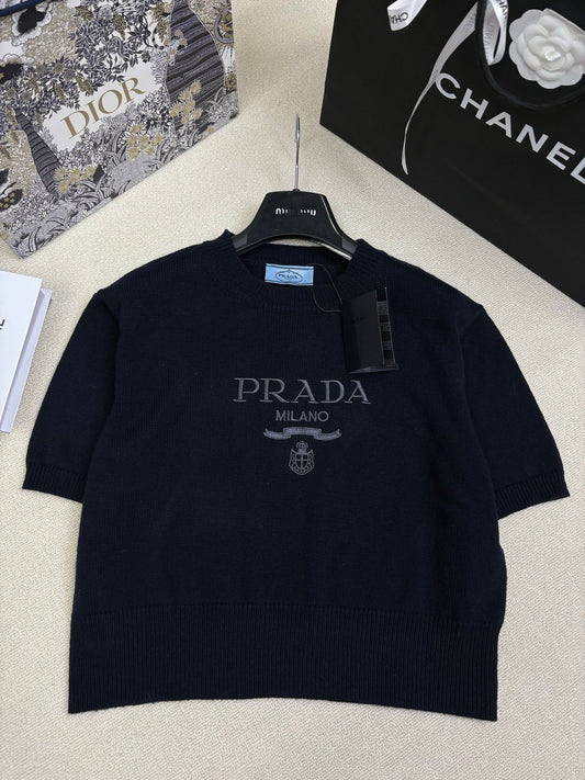 Knitted crew neck short sleeve