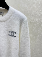 Color-blocked lettered crew neck knit long-sleeved sweater