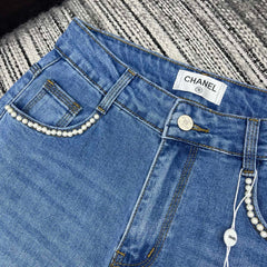 Straight-leg jeans with beaded pockets