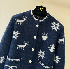 Round neck deer cardigan