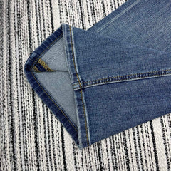 Straight-leg jeans