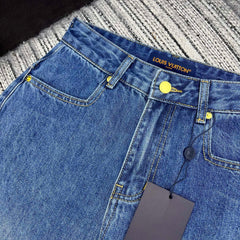 Logo pocket wide-leg jeans