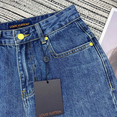 Logo pocket wide-leg jeans