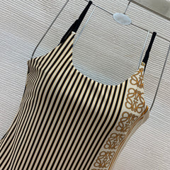 Vertical striped print high-elasticity one-piece swimsuit