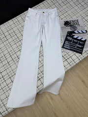 Embroidered Back Pocket Flared Jeans