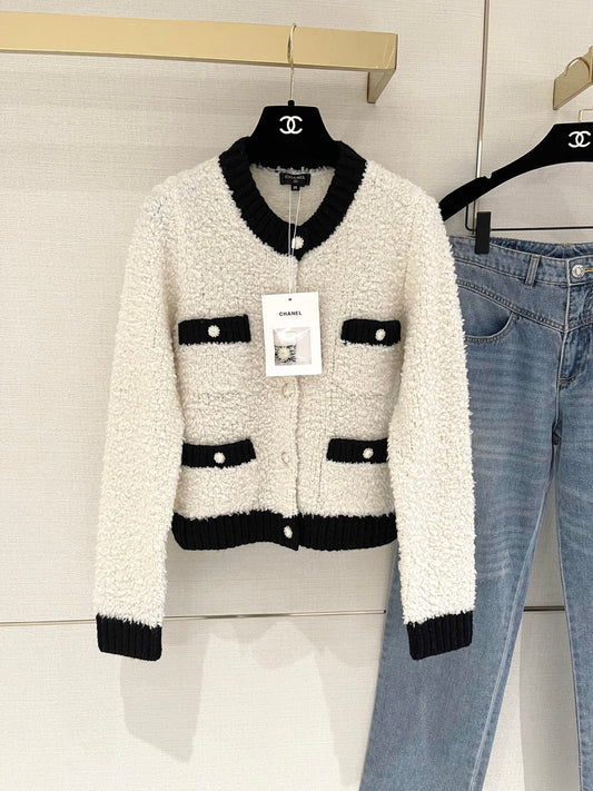 Color-blocked Crochet-edged Crew Neck Knit Cardigan