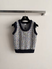 Gold Thread Knit Sleeveless Vest