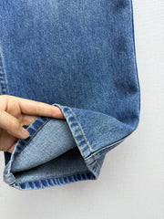 Straight-leg jeans