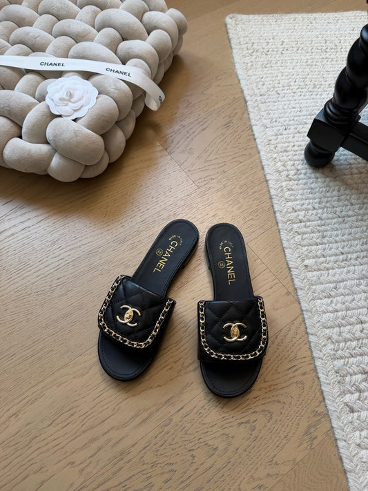 Backpack-style slippers