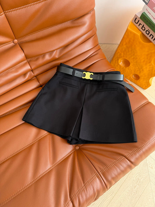 Belt-embellished slit culottes