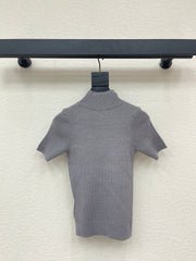 Half-zip stand-up collar knit short-sleeved top