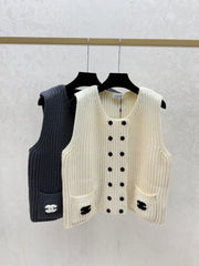 Solid color, simple round neck knitted vest cardigan