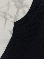 Stretch Fit Diamond Pattern Knit Vest