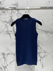 Stretch Fit Diamond Pattern Knit Vest