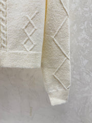 simple round neck knit long-sleeved cardigan