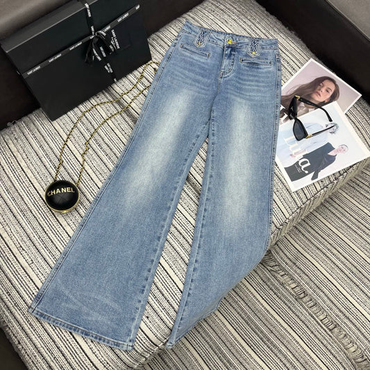 Flared jeans