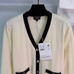 V-neck cardigan