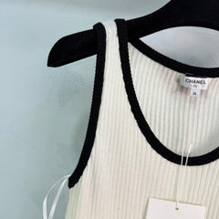 Black and white color-blocked knit vest