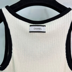 Black and white color-blocked knit vest
