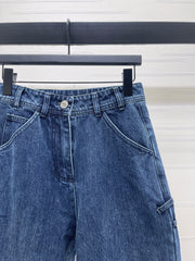 Vintage-style high-waisted jeans