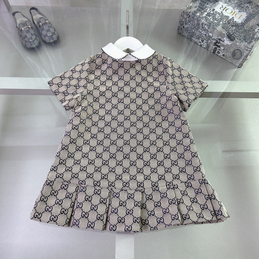 Lace-trimmed collar dress