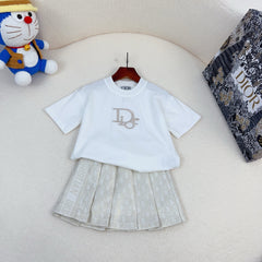 Girls' matching set: Top + skirt.