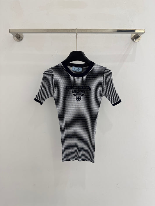 Slim-fit short-sleeved knit top