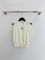 Sleeveless Crew Neck Vest