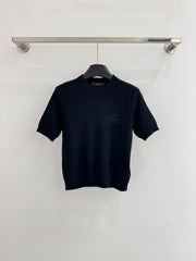 Simple solid color short-sleeved T-shirt