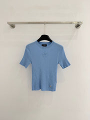 Short-sleeved knit top