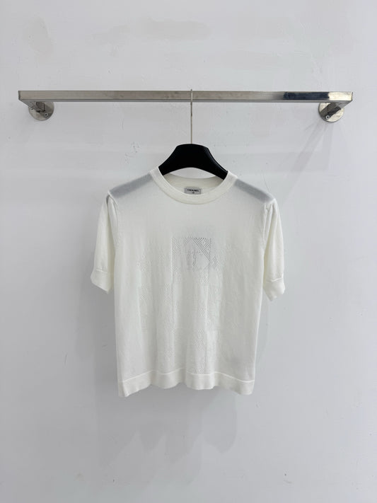 Short-sleeved knitwear