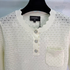 Short-sleeved top with openwork lace trim