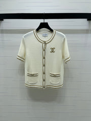 Gold-trimmed Crew Neck Knitted Short-Sleeve Cardigan