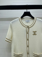 Gold-trimmed Crew Neck Knitted Short-Sleeve Cardigan